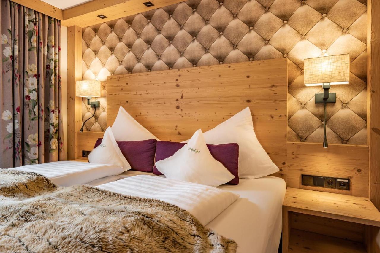 Hotel Pramstraller Mayrhofen Exteriör bild