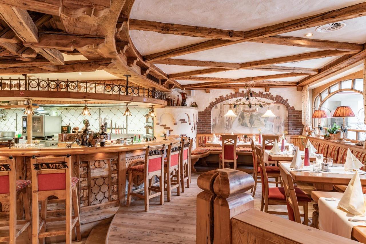 Hotel Pramstraller Mayrhofen Exteriör bild