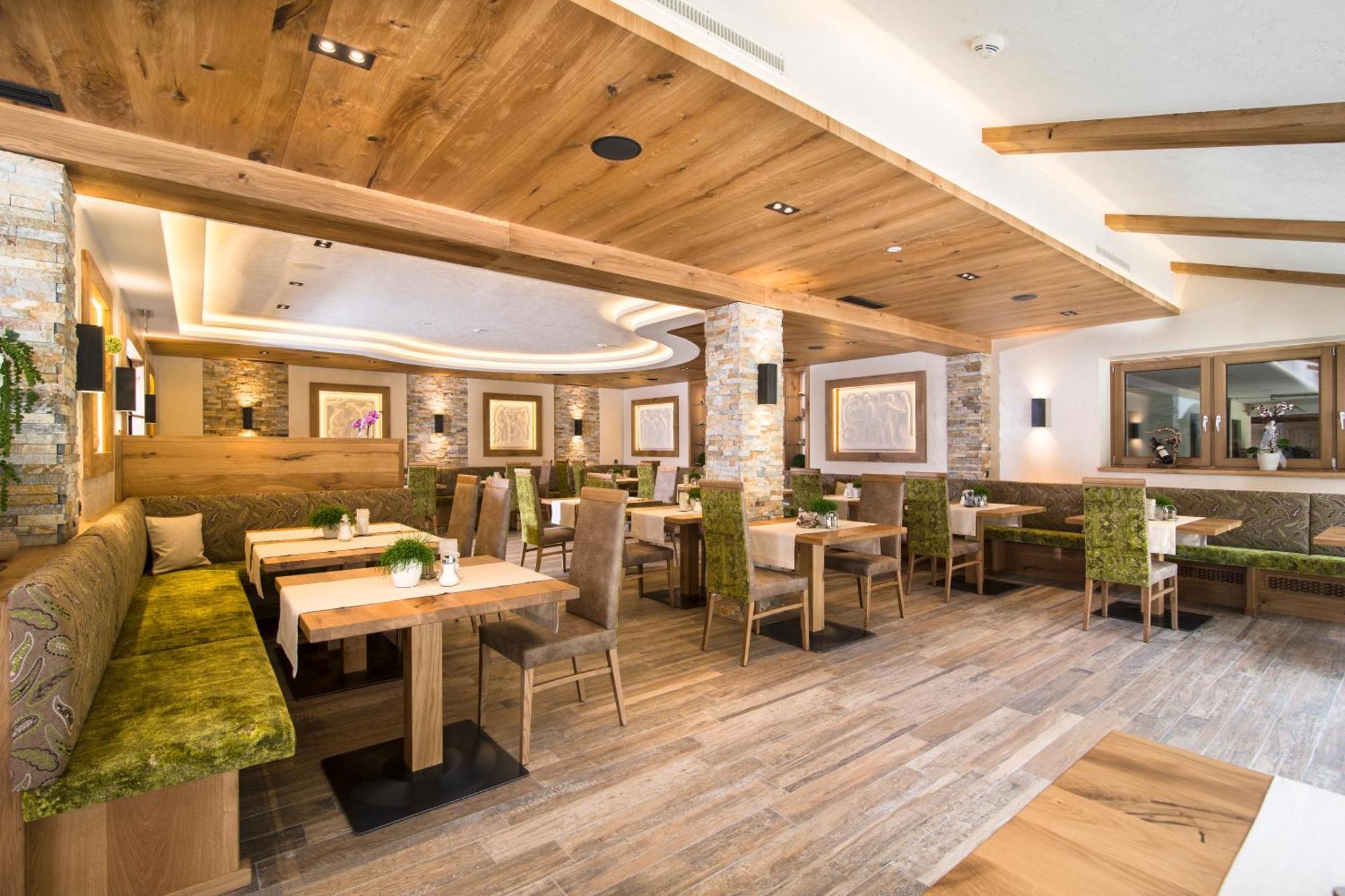 Hotel Pramstraller Mayrhofen Exteriör bild
