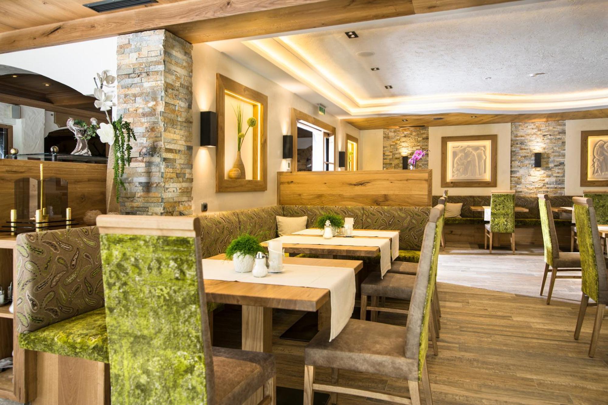 Hotel Pramstraller Mayrhofen Exteriör bild