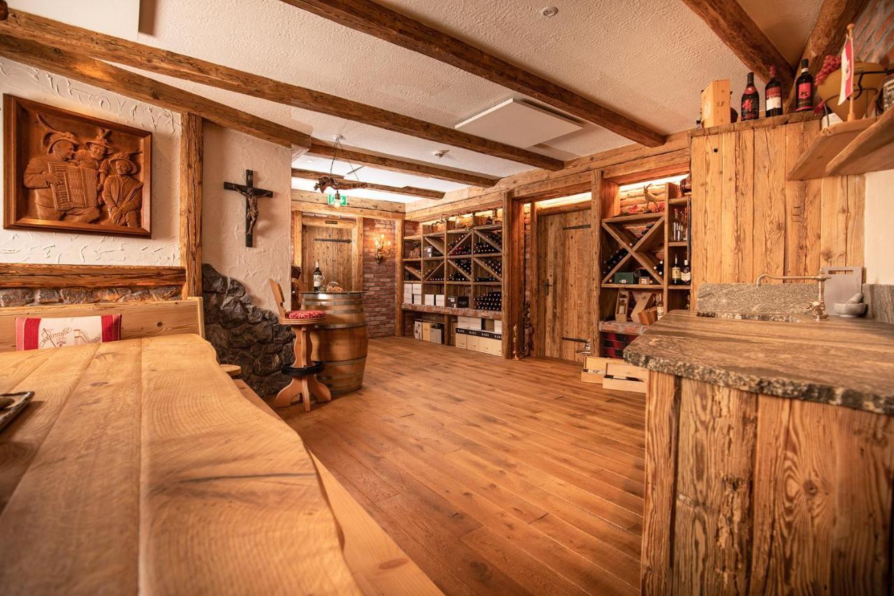 Hotel Pramstraller Mayrhofen Exteriör bild